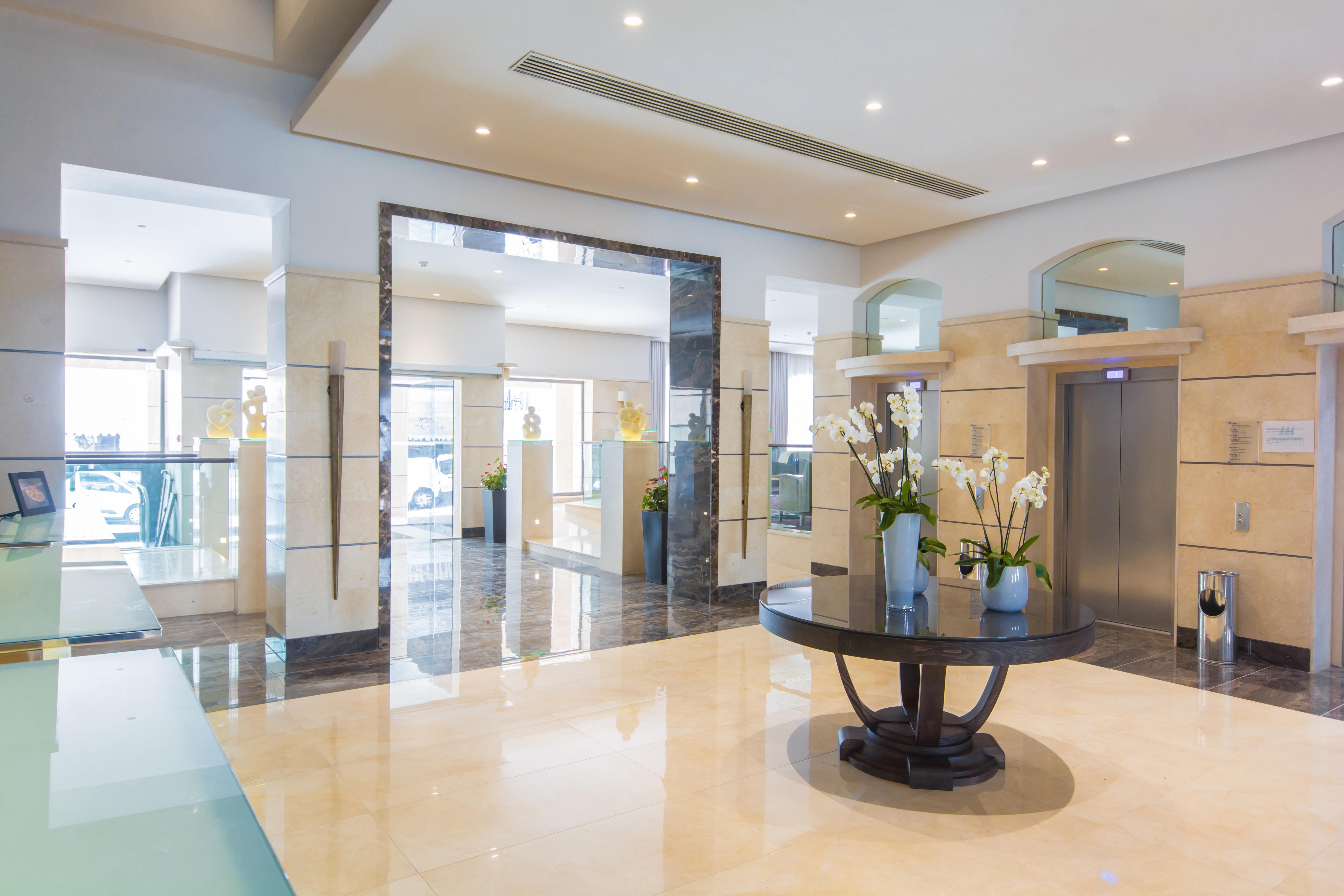 Maritim Antonine Hotel & Spa Мелліха Екстер'єр фото