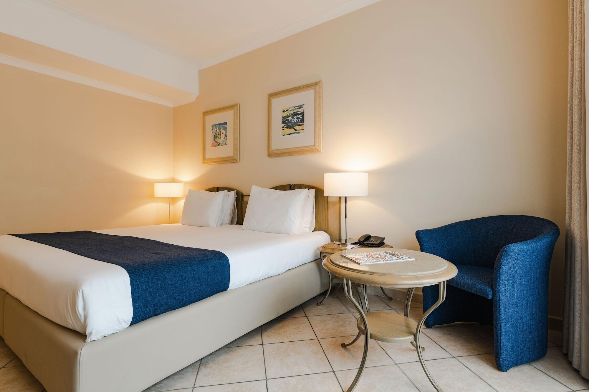 Maritim Antonine Hotel & Spa Мелліха Екстер'єр фото