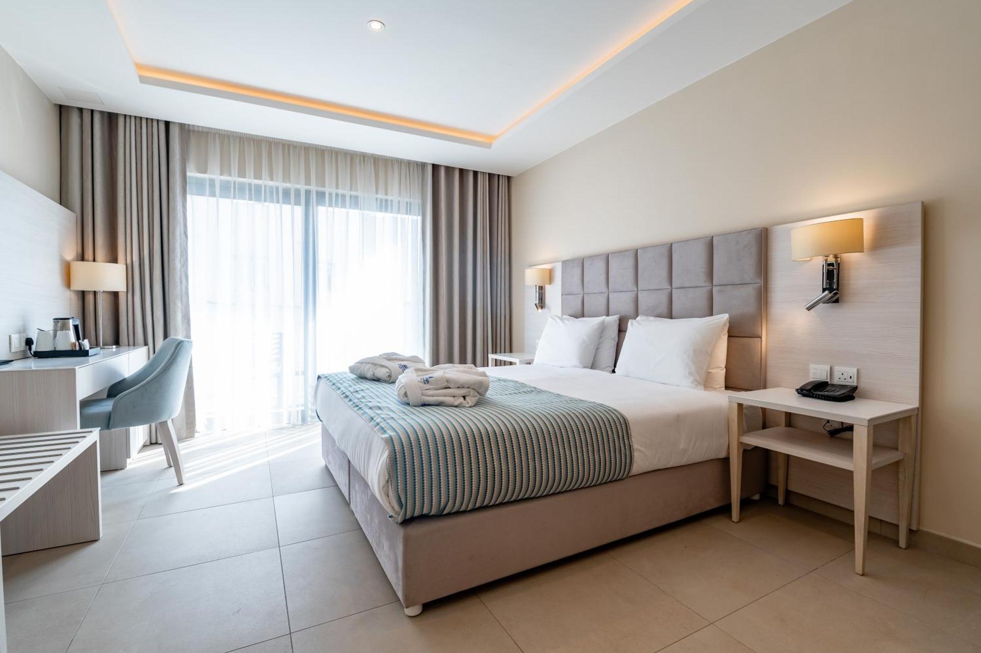 Maritim Antonine Hotel & Spa Мелліха Екстер'єр фото