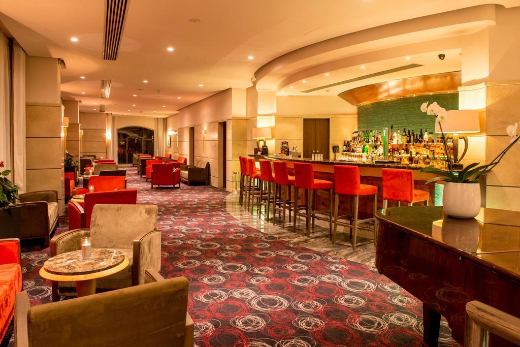 Maritim Antonine Hotel & Spa Мелліха Екстер'єр фото
